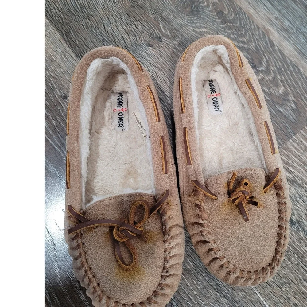 Minnetonka Cally Suede Faux Fur Lined Moccasin Slippers Tan Brown Size 2 Kids #5